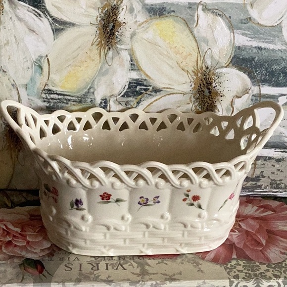 Lenox Other - Lenox Posy Basket